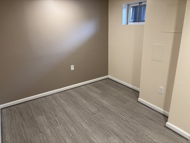 Building Photo - 403 Pepper Mill Dr