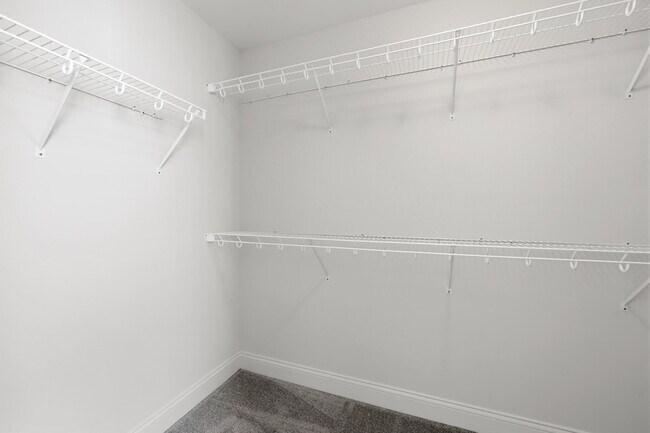 Building Photo - 2869 Blackford Pkwy