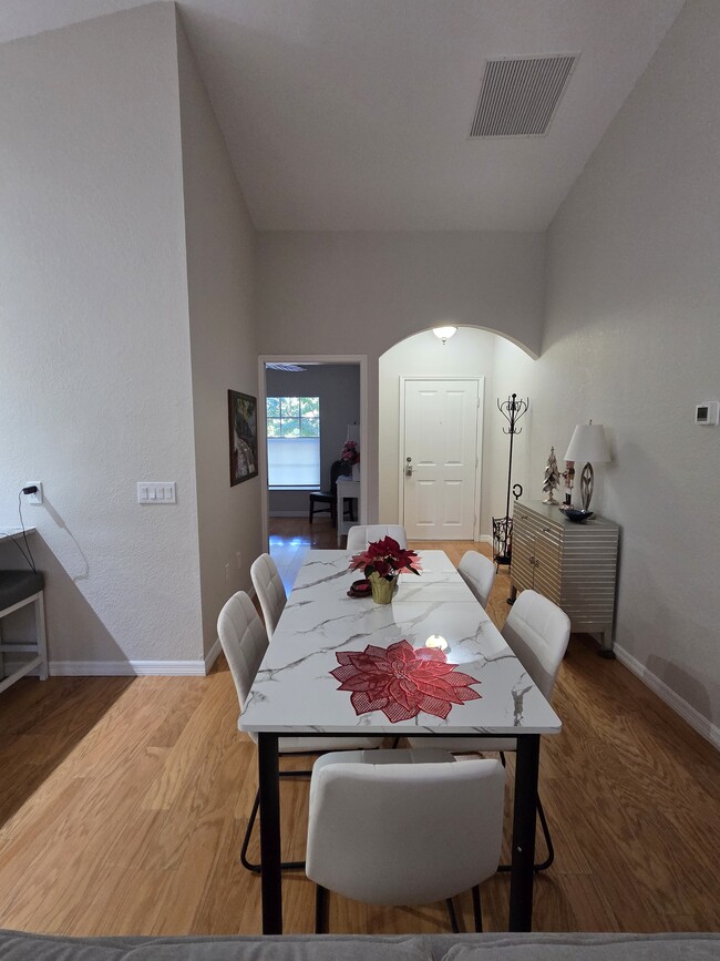 Building Photo - 1769 Manasota Beach Rd