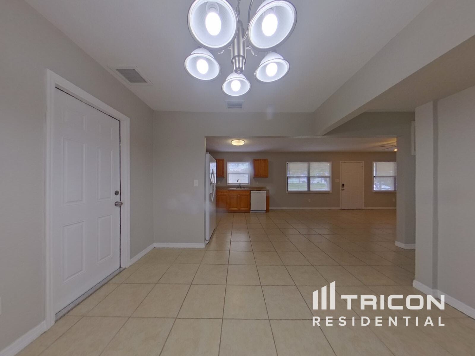 Building Photo - 1569 Lotus Path