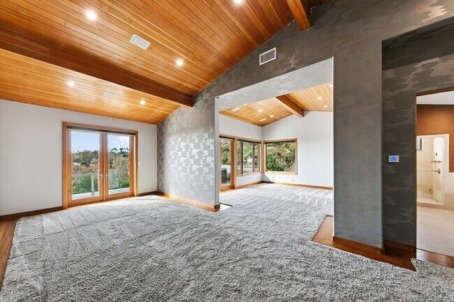 Building Photo - 27091 Sea Vista Dr