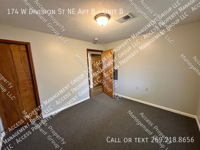 Building Photo - 174 W Division St NE