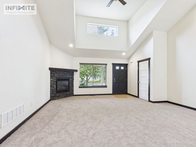 Building Photo - Single-Level 4BR with 3-Car Garage & Fence...