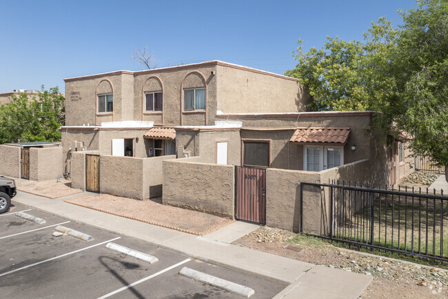 Primary Photo - Hallcraft Villas West