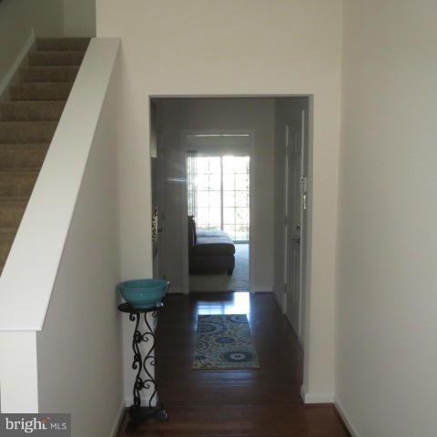 Building Photo - 43830 Royal Fern Ln