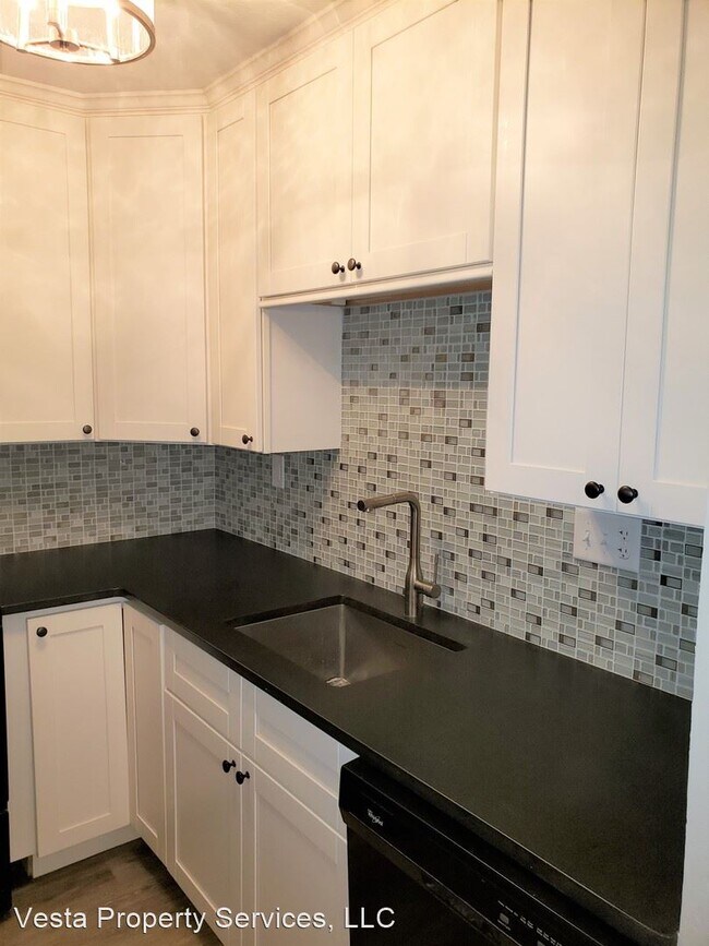 Building Photo - 1 br, 1 bath House - 2826 SW 14th Drive
