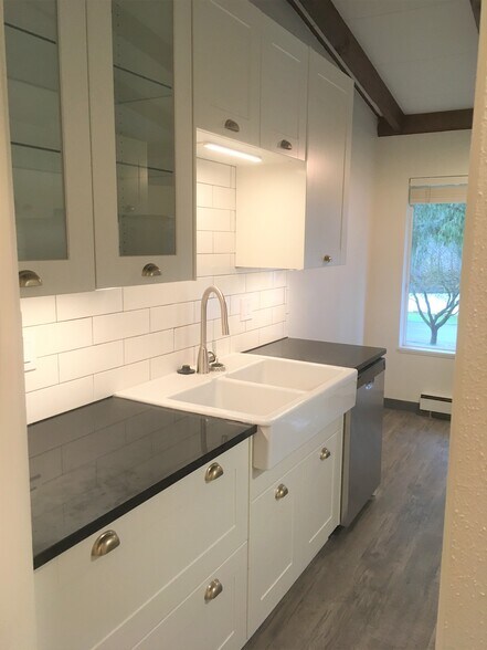 New Kitchen - 3604 Butler Dr