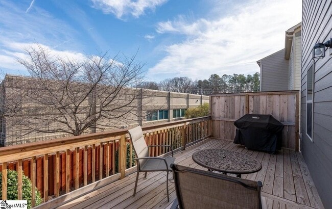 Building Photo - 9 Eagle Wood Dr