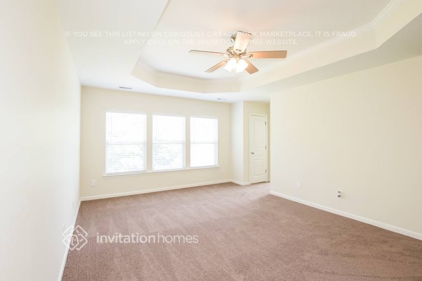 Building Photo - 1217 Hammond Dr