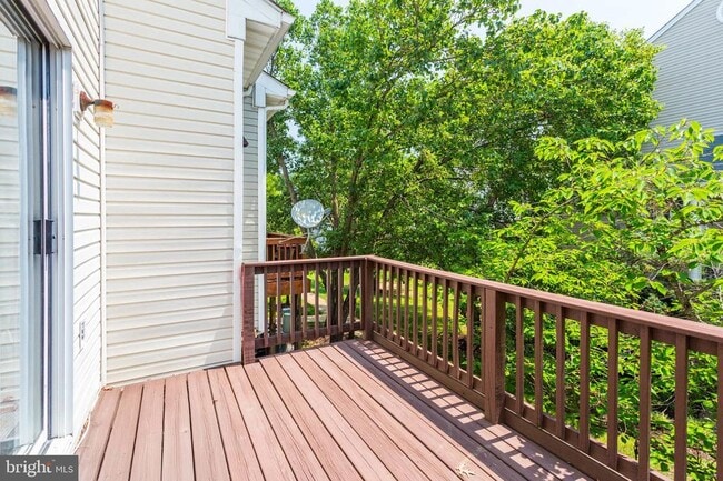 Building Photo - 8605 Willow Leaf Ln