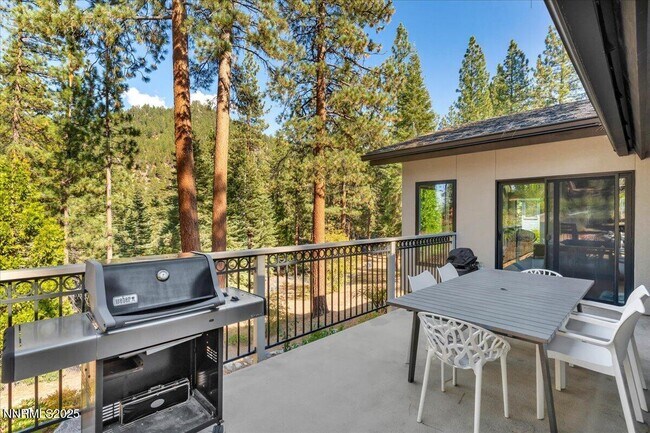 Building Photo - 1262 Hidden Woods Dr