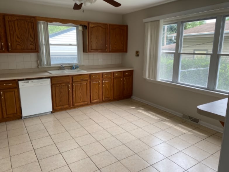 Building Photo - 3802 Eagle Ln