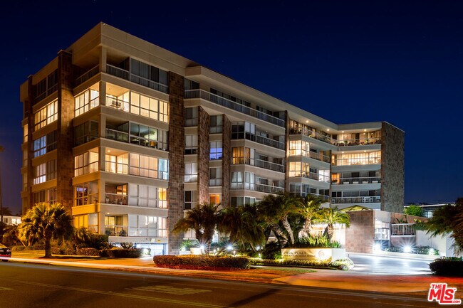 Building Photo - 515 Ocean Ave