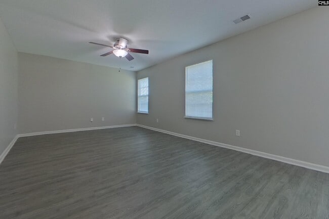 Building Photo - 390 Fox Trot Dr