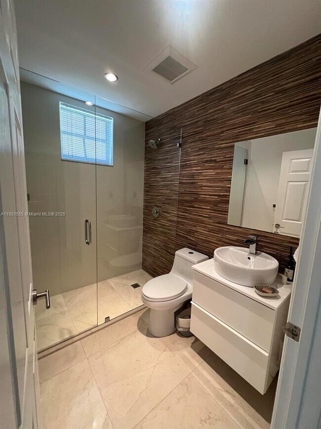 Building Photo - 3652 Falcon Ridge Cir