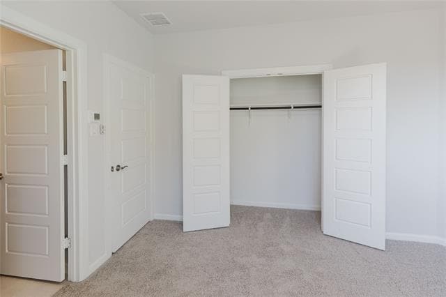 Building Photo - 14441 Balmoral Pl