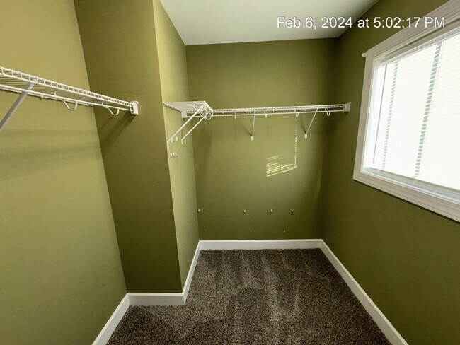 Building Photo - 118 Blackhawk Lane