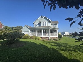 Building Photo - 151 Mariners Way