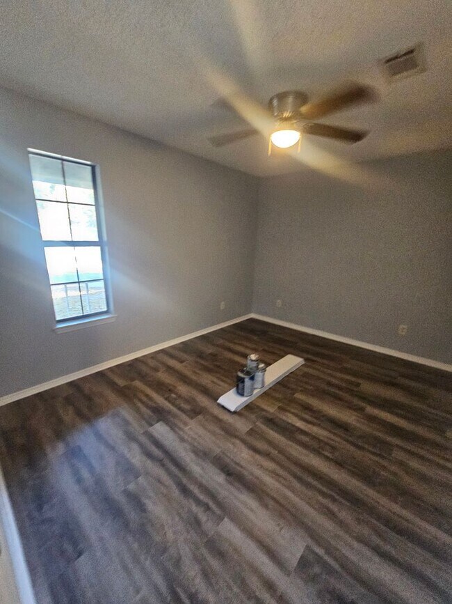 Building Photo - Home in Bryant