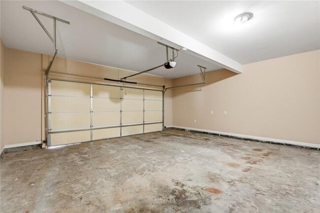 Building Photo - 3475 Golfe Links Dr