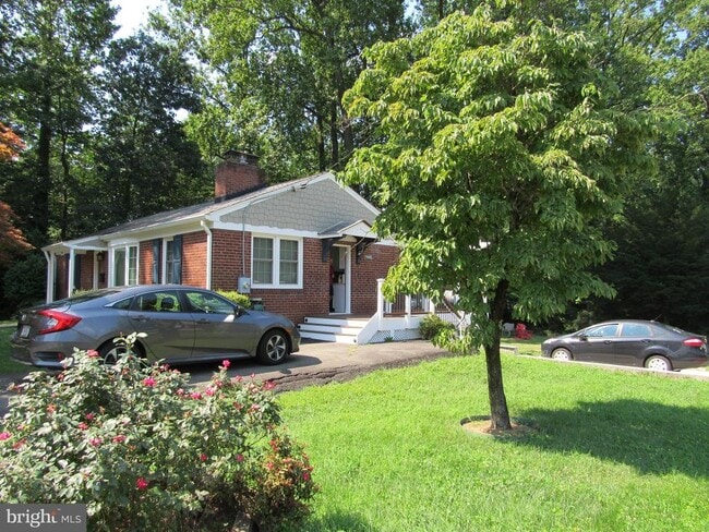 Building Photo - 2910 N Westmoreland St