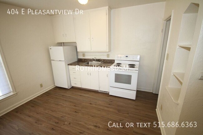 Building Photo - 404 E Pleasant Vw Dr