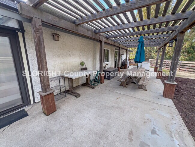 Building Photo - AVAILABLE FEBRUARY - Spacious Single-Story Home on 1 Acre in Nipomo - 3 Bed / 2 Bath