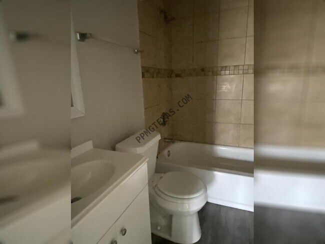 Building Photo - 3531 Softcloud Dr. Dallas, TX 75241