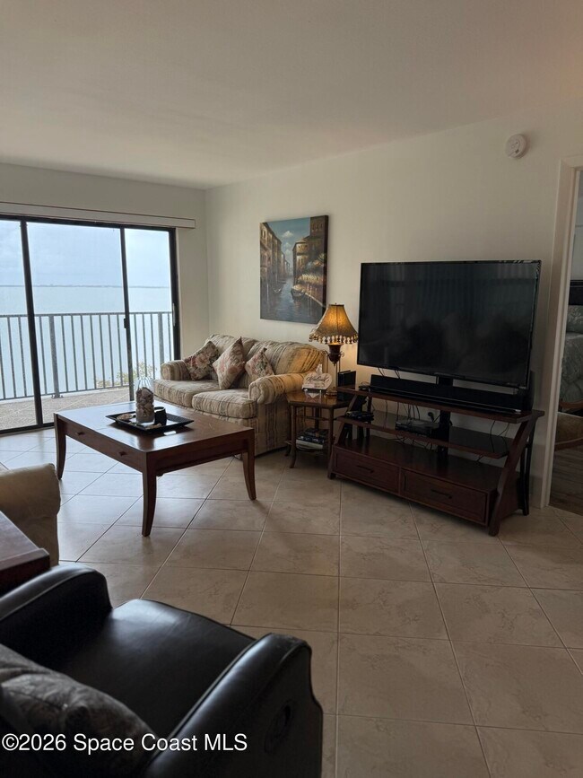 Building Photo - 201 International Dr