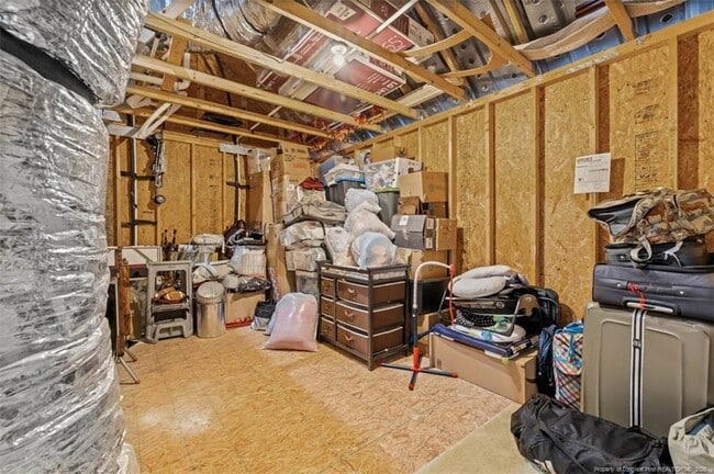 Building Photo - 76 Kentucky Derby Ln