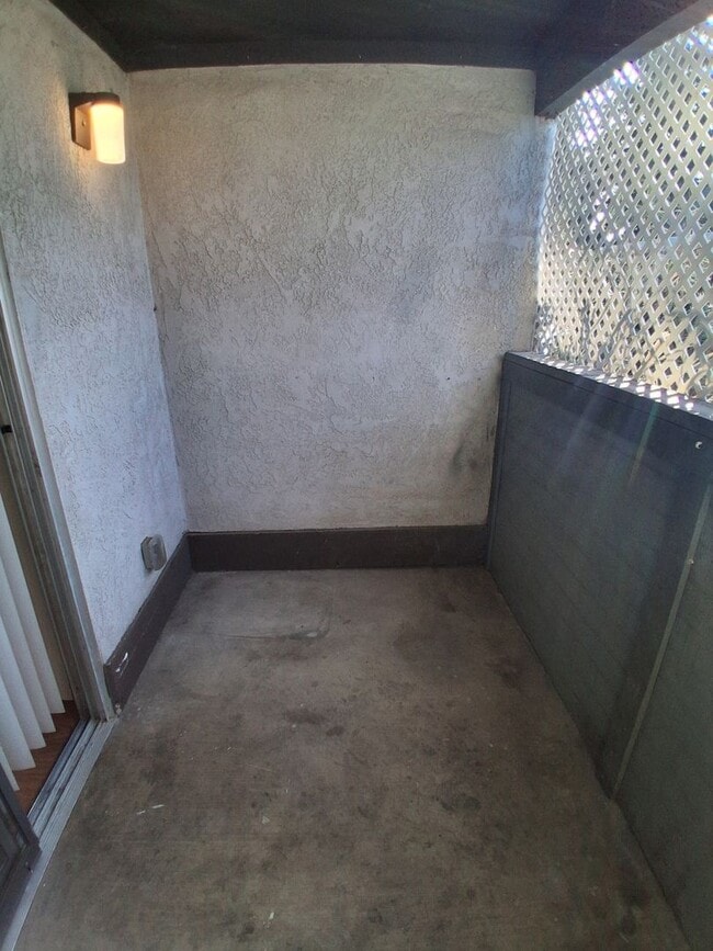 Building Photo - Great Condo for Rent!