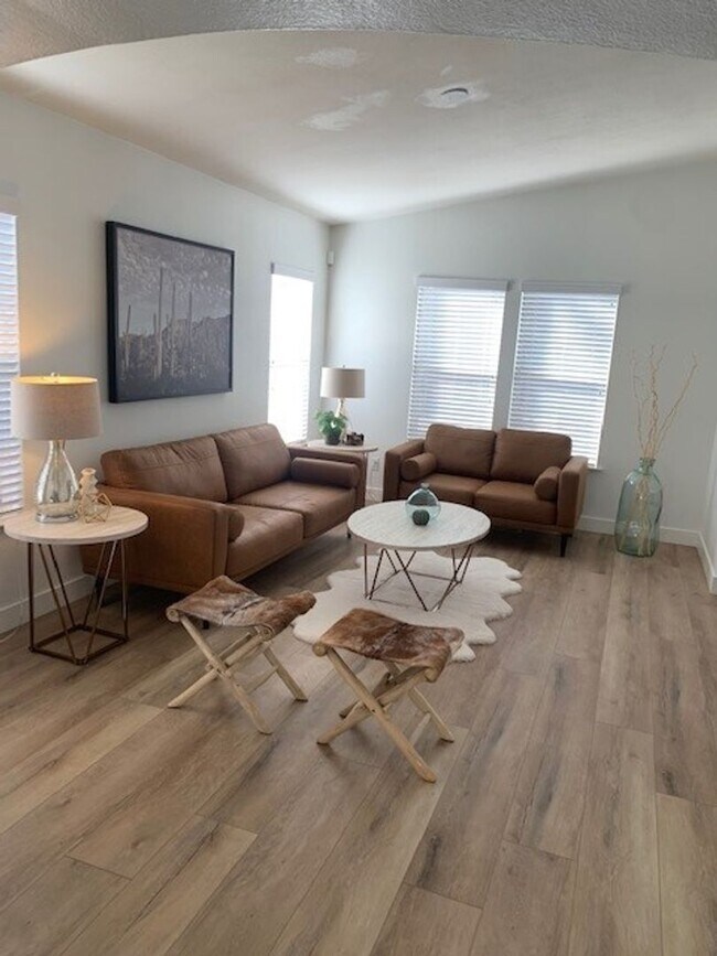 Building Photo - 16378 Arnold Ave