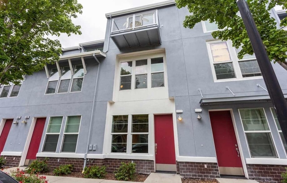 Exterior - 1411 Nevin Plz