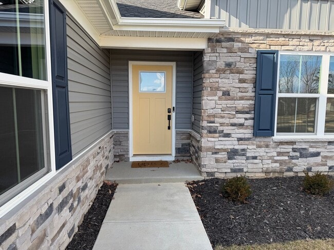 Building Photo - 80 White Sands Blvd