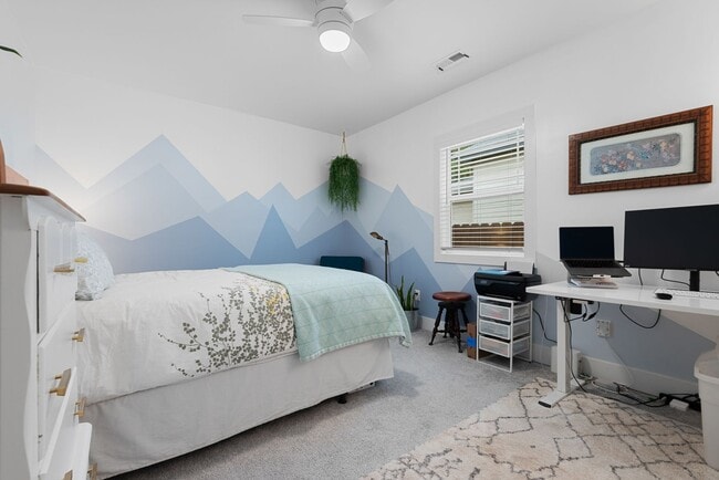 Building Photo - Gorgeous Home near Downtown Durham!