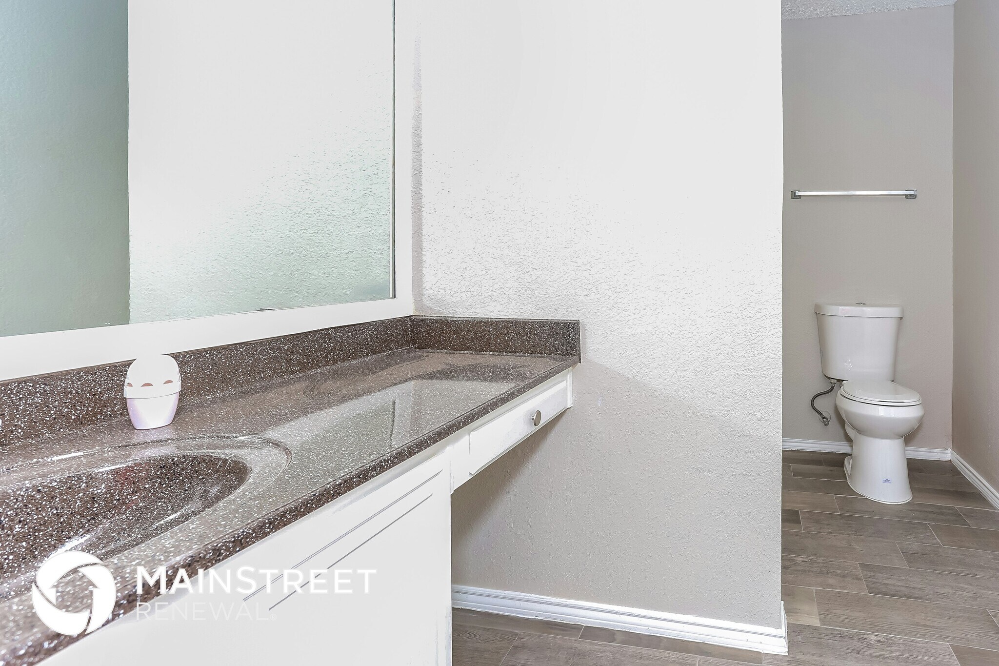 Building Photo - 5725 Northfield Dr