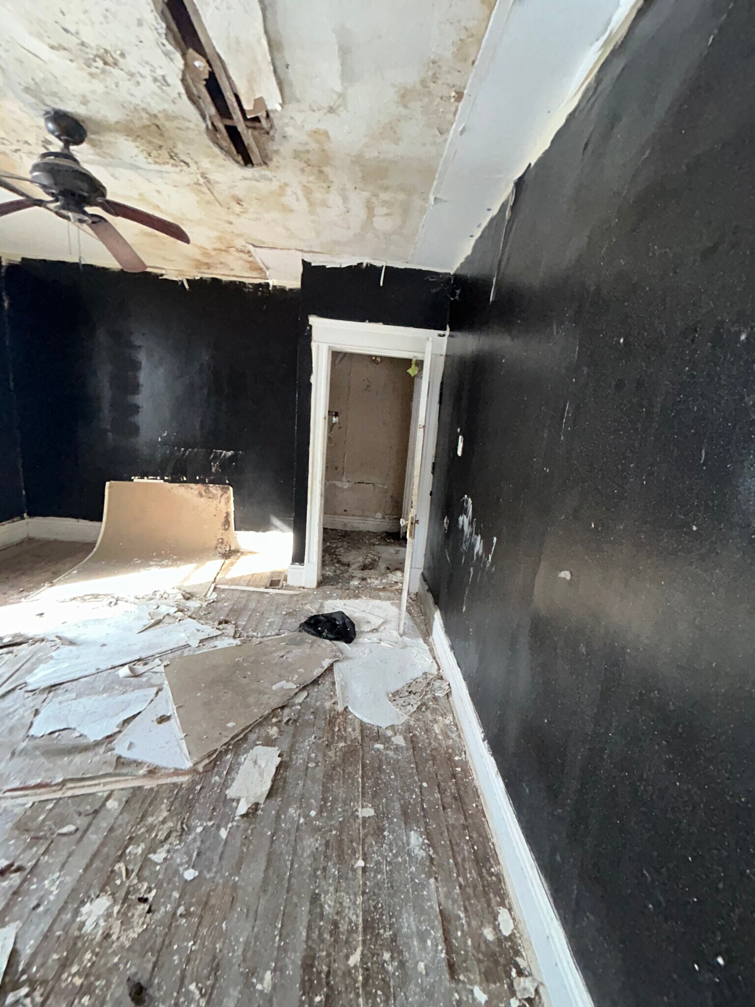 Building Photo - 1337 Walton Ave