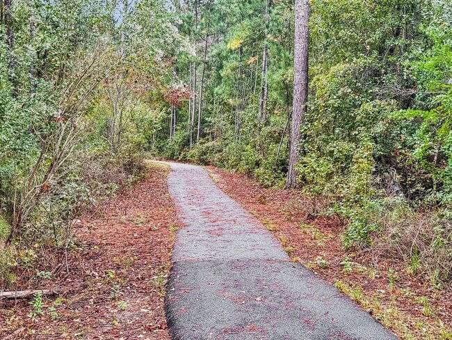 Building Photo - Quiet Comfort Near Cane Bay
