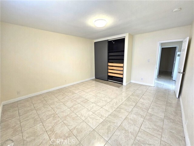 Building Photo - 609 Lorena Ave