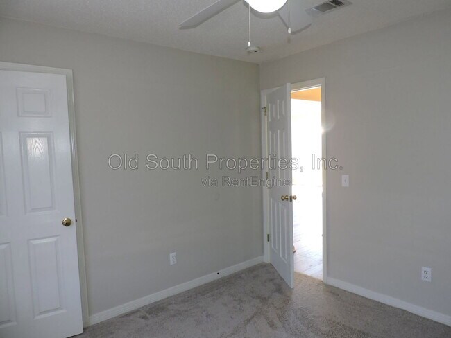Building Photo - 555 Batten Blvd
