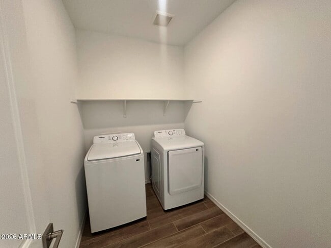 Building Photo - 14360 W Alameda Rd