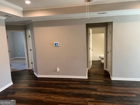 Building Photo - 1825 Chestnut Dr