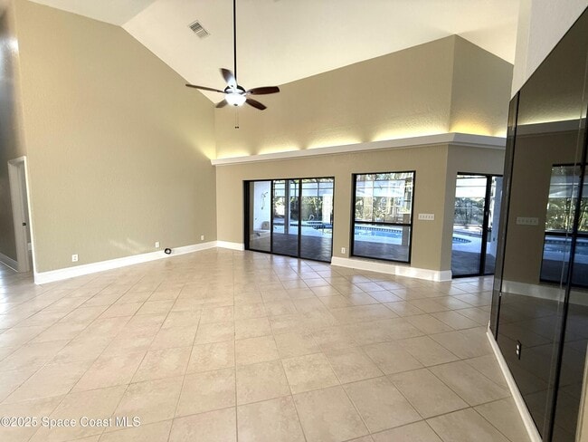 Building Photo - 108 Windward Way
