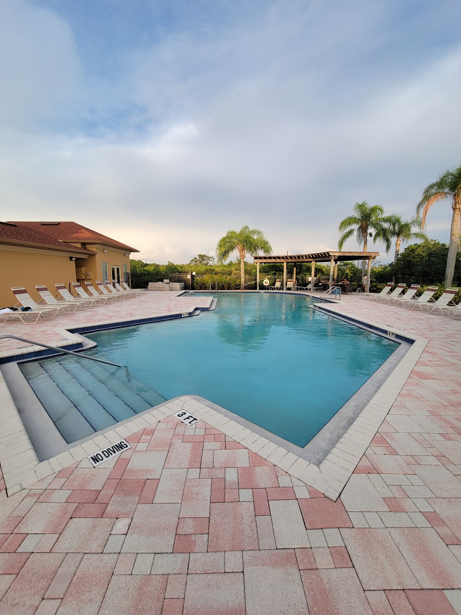 Building Photo - 4311 Bayside Village Dr