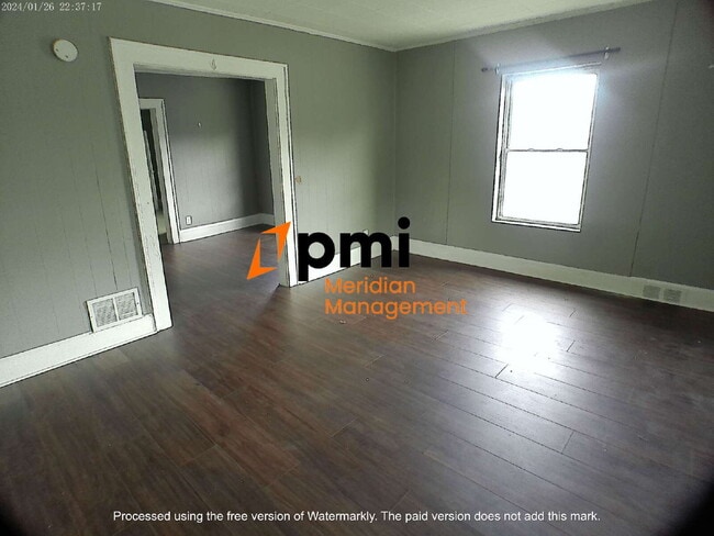 Building Photo - SUMMER RENTAL SPECIAL - FIRST MONTH 50%!!