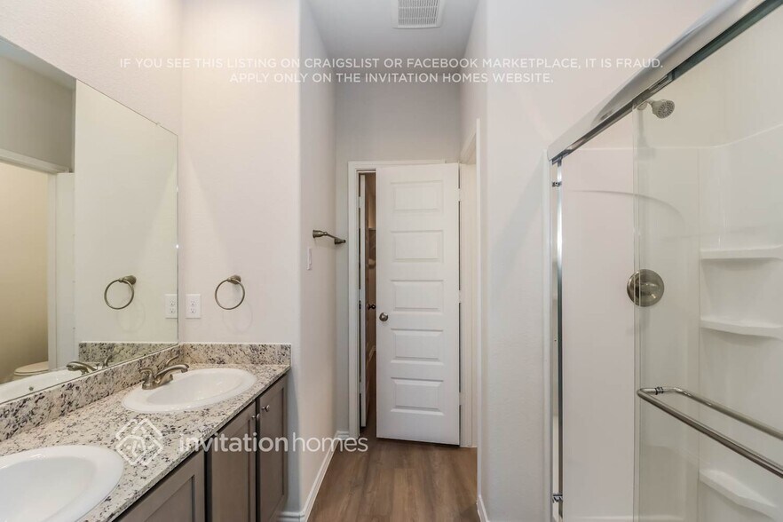 Building Photo - 24833 Scillia Way