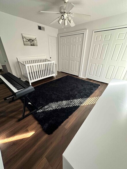 Building Photo - 10109 Regal Park Ln