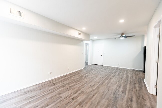 Interior Photo - 7244 Hillside Ave