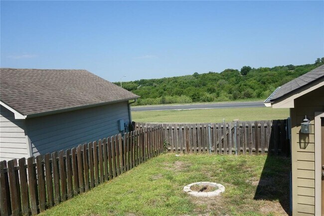 Building Photo - 6308 Perlita Dr