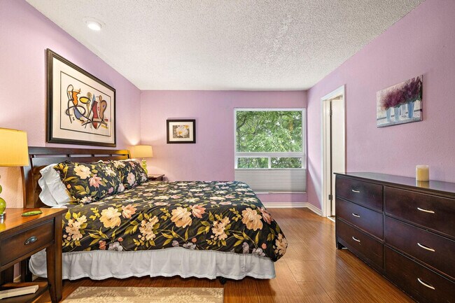 Building Photo - 2204 Trailside Dr